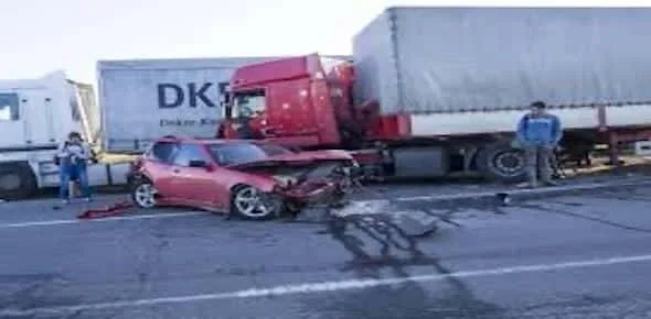 Improper lane change accident?