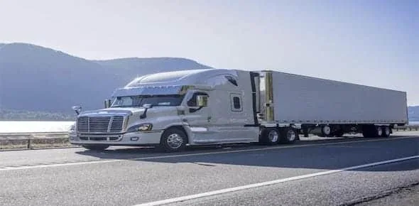 What’s The Difference Between Liability for Semi-Truck Accidents & Car Accidents? What You Need To Know